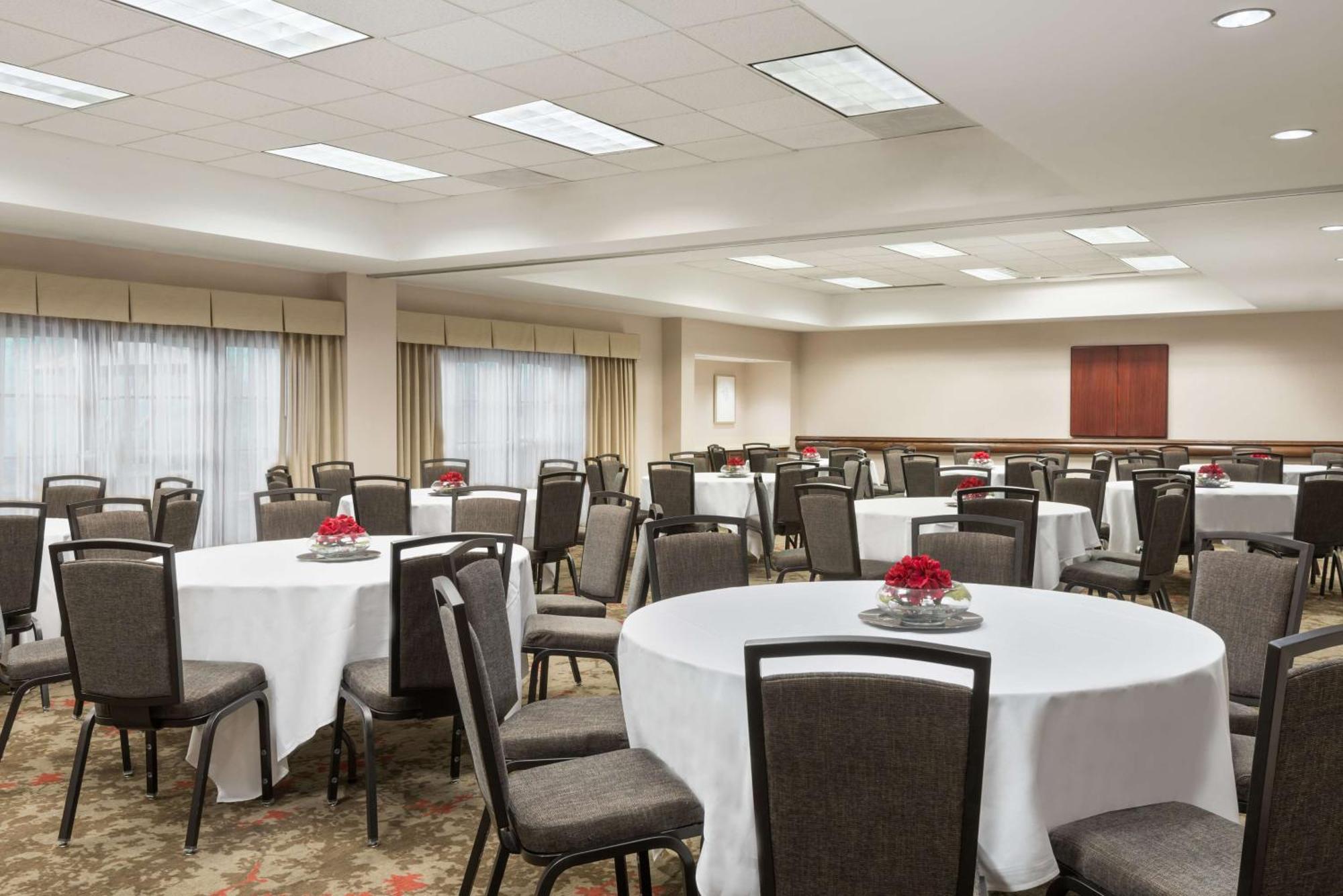 Homewood Suites By Hilton Raleigh/Crabtree Valley Exterior foto